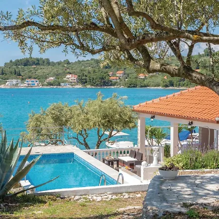 3 Bedroom Pet Friendly In * Vela Luka