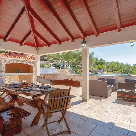 3 Bedroom Pet Friendly In Vela Luka