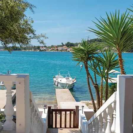 Gradina Iv * Vela Luka