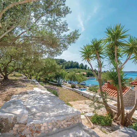 3 Bedroom Pet Friendly Home In Vela Luka * Vela Luka