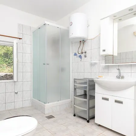 Ferienhaus 3 Bedroom Pet Friendly Home In Vela Luka *