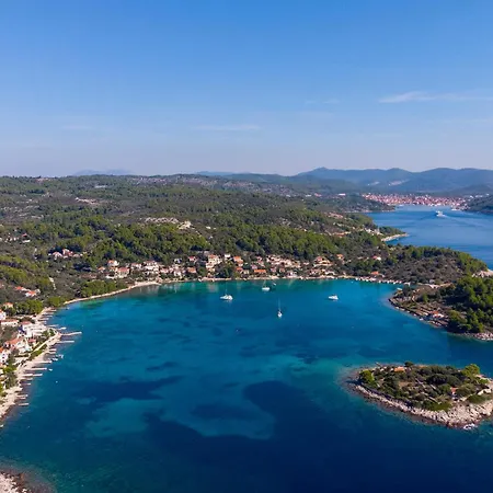 3 Bedroom Pet Friendly Home In Vela Luka Ferienhaus