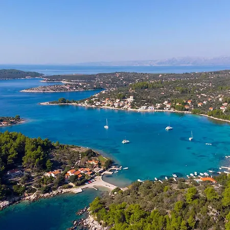 Ferienhaus 3 Bedroom Pet Friendly Home In Vela Luka *
